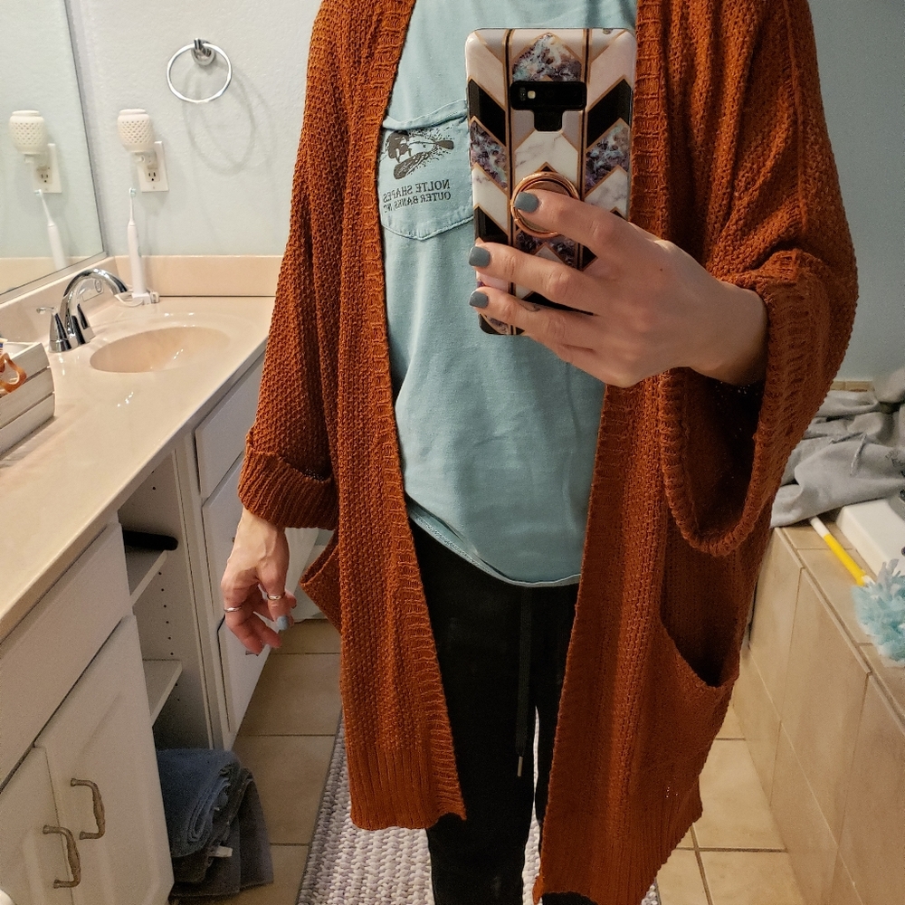 Cardigan - Picture 3 of 4